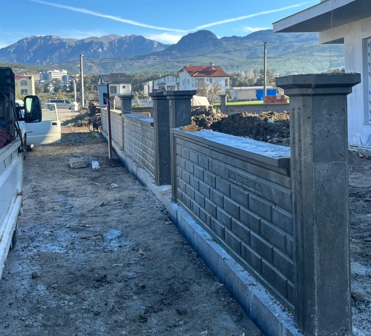 Fethiye Desenli Bahçe Duvar Ustası